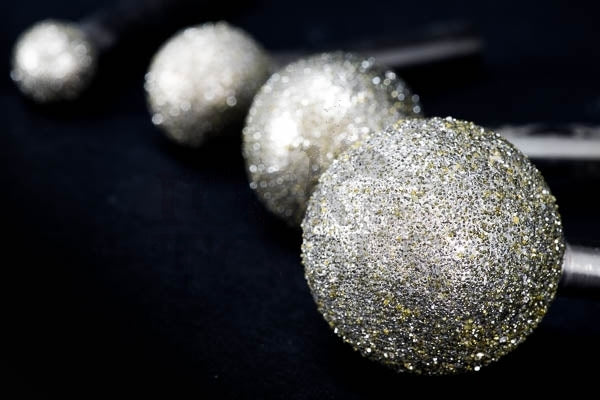 Fresolines_diamante_esferas_spherical_diamond_bits.jpg
