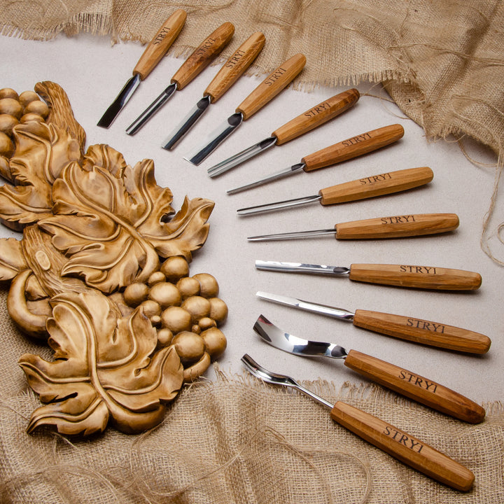 Woodcarving_toolset_12pcs_relief_chip_carving_1_Gubias_Gouges_taille_talla_madera_bois_5.webp